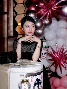 The Elegant Grace of Son Kim Heiress Ruby Khanh Linh-3