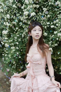 Stunning Portrait Photography: YiTuYu Art Language Vol.9140 Featuring Gao Leng Xiao Bie Tu – Aesthetic Fashion and Elegant Visuals-14