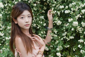 Stunning Portrait Photography: YiTuYu Art Language Vol.9140 Featuring Gao Leng Xiao Bie Tu – Aesthetic Fashion and Elegant Visuals-8