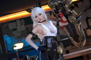 Surreal Beauty: Coser Shui Miao Aqua as Zhezhi in Wuthering Waves-2