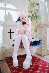 Pure Elegance: Coser RiNaiJiao as Koharu Shimoe in Blue Archive Wedding Dress (27P)-1
