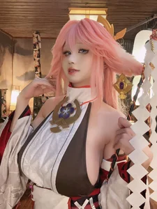 Enchanting Yae Miko Cosplay by Jiu Qu Jean-21