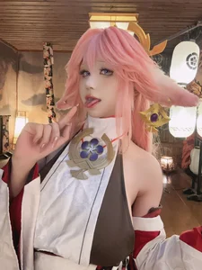 Enchanting Yae Miko Cosplay by Jiu Qu Jean-6