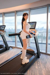 Gym Chic: Ruan Qing's Stunning Fitness-Inspired Photoshoot-9