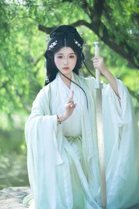 Elegant Portrait Photography Collection: Zi Yu He Dian Tian De Ya in YiTuYu Art Language Vol.9168 – A Visual Journey of Grace.-3