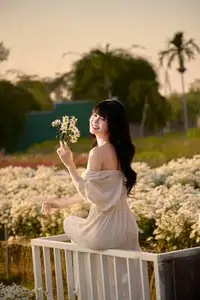 Poetic Beauty in a Daisy Garden: Serene Moments Under Gentle Sunset Glow. Discover This Dreamy Scene!-6