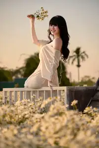 Poetic Beauty in a Daisy Garden: Serene Moments Under Gentle Sunset Glow. Discover This Dreamy Scene!-2