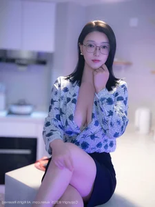 Elegant Portrait Photography Collection: Ya Ru Lao Shi in XiuRen No.10866 - 62 High-Quality Fashion Images for Creative Inspiration-1