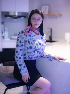 Elegant Portrait Photography Collection: Ya Ru Lao Shi in XiuRen No.10866 - 62 High-Quality Fashion Images for Creative Inspiration-23