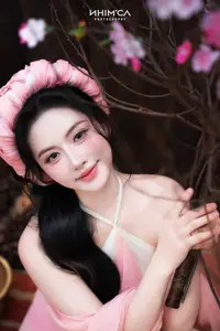 Gentle Beauty of a Vietnamese Girl in Elegant Traditional Attire-5