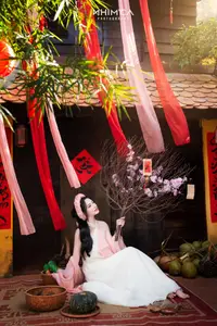 Gentle Beauty of a Vietnamese Girl in Elegant Traditional Attire-18