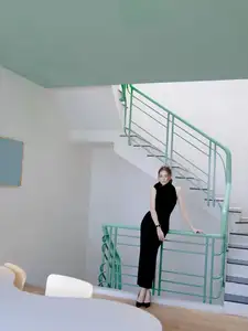 Runner-up Nguyen Tuong San: Natural Beauty and Captivating Minimalist Style-9