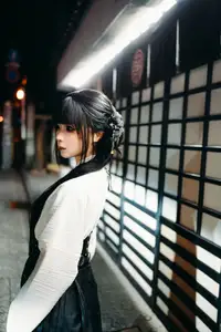 Coser Chunmomo: Discover the enchanting autumn night beauty in her Autumn Quest Part02 series-0