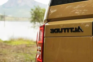 2026 Toyota Land Cruiser Prado Altitude: The Ultimate Rugged Off-Road SUV Built for Adventure and Unmatched Performance-3