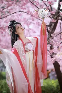 YiTuYu Vol.8715 A Ming: Enchanting Fairy Amidst Blooming Sakura - A Vision of Art Language-9