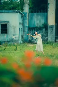 Immerse in Artistic Beauty: Xiao Ran's Graceful Dance Amidst Ancient Nature - YiTuYu Vol.8777-6