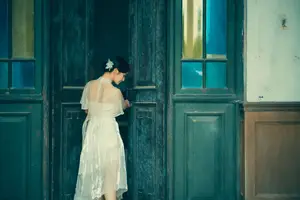 Immerse in Artistic Beauty: Xiao Ran's Graceful Dance Amidst Ancient Nature - YiTuYu Vol.8777-28