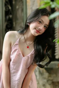 Poetic Muse in Vintage Heritage Style-1