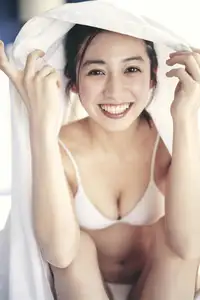 Airi Sato - FRIDAY Digital: Captivating Shinjuku Loneliness Moment JP-0014-25