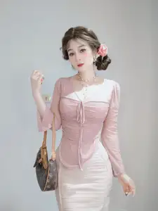 Feminine Coser: Charming Grace in Elegant Pink Attire 2024-11-24-5