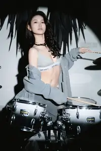 Art Language Vol.8714: Ni Ni - The Alluring Rock Girl with Unmistakable Charisma-5