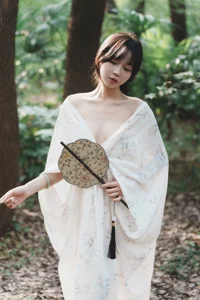 Ethereal Forest Dreams with Disexi Si Ning in YiTuYu Art Language Vol.8875-20