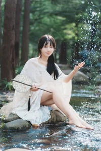 Ethereal Forest Dreams with Disexi Si Ning in YiTuYu Art Language Vol.8875-0