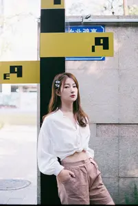 Urban Charm with Xiao Ming: A Glimpse into YiTuYu Vol.8806-10