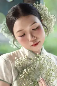 Timeless Grace: Vietnamese Woman in Modernized Ao Dai by a Serene Lotus Pond-3