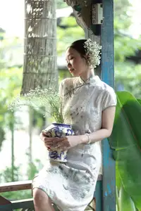 Timeless Grace: Vietnamese Woman in Modernized Ao Dai by a Serene Lotus Pond-12