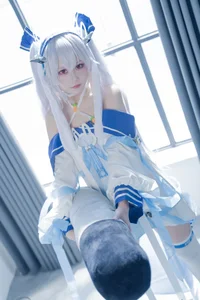 Dreamy Aesthetics: Coser lunananya as Laffey II-6
