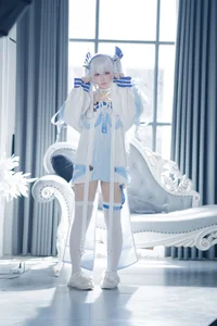 Dreamy Aesthetics: Coser lunananya as Laffey II-17