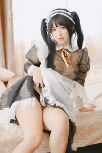Coser Chono Black: Captivating Transparent Maid Cosplay – A Must-See!-3