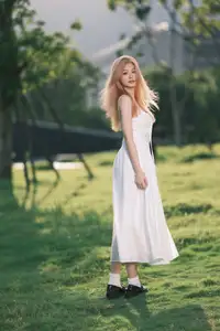 Lin You Ga Ga: Pure Beauty Unveiled in YiTuYu Art Language Vol.8638-7