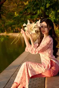 Gentle Vietnamese Beauty: Pink Ao Dai by the Lake, with Pure Lilies-11