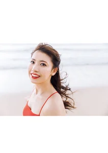 Stunning Yuki Arai Photobook Collection: Natural Portraits and Lifestyle Fashion from Her First Official Release Muteki no Sugao Part 02-10