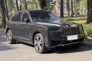 Experience Ultimate Luxury: The Rolls-Royce Cullinan Series II Makes a Grand Debut on the Vibrant Streets of Ho Chi Minh City-5