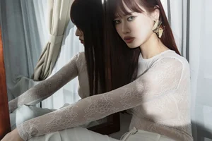 Artistic Floral Portrait Series featuring Hua Fu Tian Tong: YiTuYu Art Language Vol.9144 - Elegant Girl and Flower Photography Collection-23