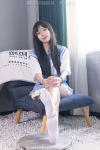 BoBoSocks No.561: Chinese Model Xiao Tiandou's Fresh Look with Sneakers and Short White Socks. Pure and Youthful Style.-14