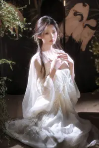 Jia Yi Vol.8827: Ethereal Beauty in YiTuYu Art Collection-10