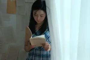 YiTuYu Vol.8762 Hu Die Mei Mei Capturing Solitude Art Language Unveiled-20