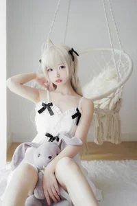 Stunning Sora Kasugano White Dress Cosplay by Shi Wan Zhen Zhi Fu Te - Elegant Yosuga no Sora Anime Photography Collection-17