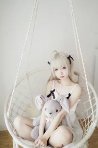 Stunning Sora Kasugano White Dress Cosplay by Shi Wan Zhen Zhi Fu Te - Elegant Yosuga no Sora Anime Photography Collection-1