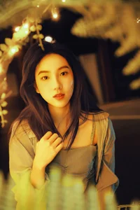 Elegant Moonlight Photography: YiTuYu Art Language Vol.9152 featuring Model Jian Xiao Cheng (44 High-Quality Images)-31