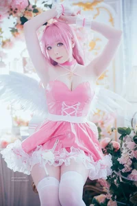 Stunning Dorothy NIKKE Cosplay by Shuang Yue Shimo: A High-Quality 27-Photo Gallery from Goddess of Victory-6