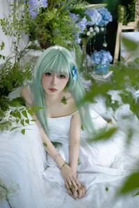 Ethereal Nature Portrait Photography: Duo Jin Sha Yu Zui Li in Art Language Vol.9287 – Aesthetic Moss-Inspired Fashion Editorial-5