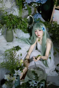 Ethereal Nature Portrait Photography: Duo Jin Sha Yu Zui Li in Art Language Vol.9287 – Aesthetic Moss-Inspired Fashion Editorial-1