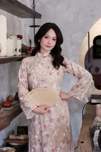 Elegant Floral Vietnamese Ao Dai - Traditional Silk Dress for Women | Authentic Cultural Fashion and Spring Style Inspiration-3