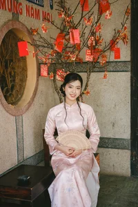 Experience the Charm of Hanoi Spring: Traditional Ao Dai Fashion in the Heart of Vietnam's Capital-7
