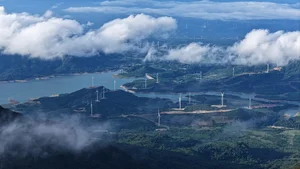 Conquering Pa Thien - Voi Mep: A Breathtaking Trekking Adventure Through Vietnam's Sea of Clouds and Ancient Forests-9